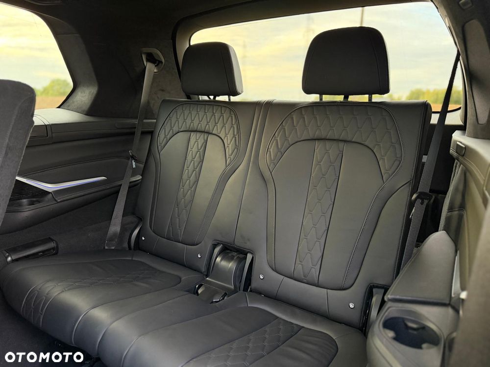 BMW X7 xDrive40d mHEV sport - 33
