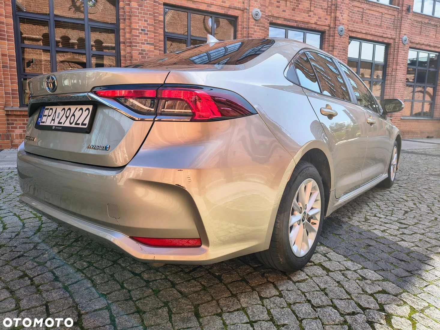 Toyota Corolla 1.8 Hybrid Comfort - 10