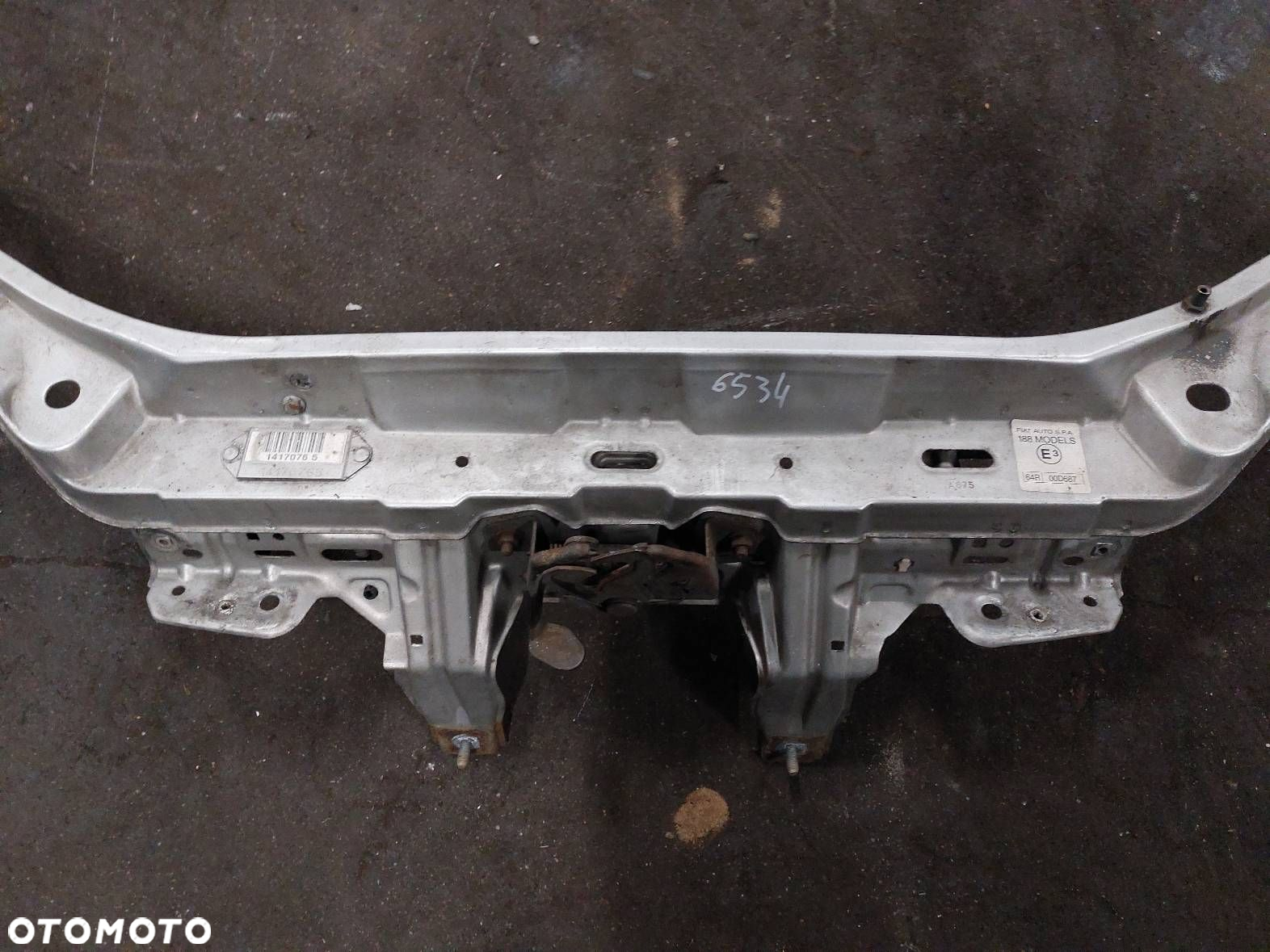 PAS PRZEDNI GÓRNY FIAT PUNTO II LIFT - 2