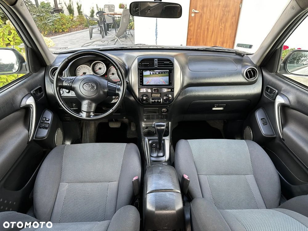 Toyota RAV4 2.0 VVT-i Sol - 8