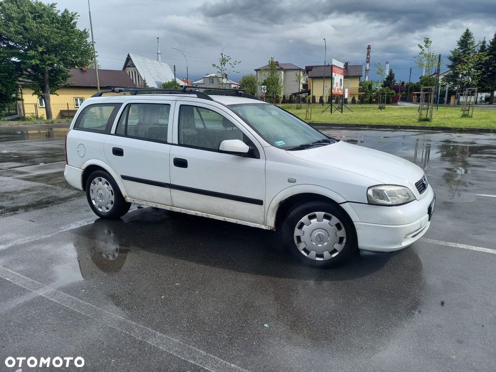 Opel Astra 1.4 GL / Club - 3