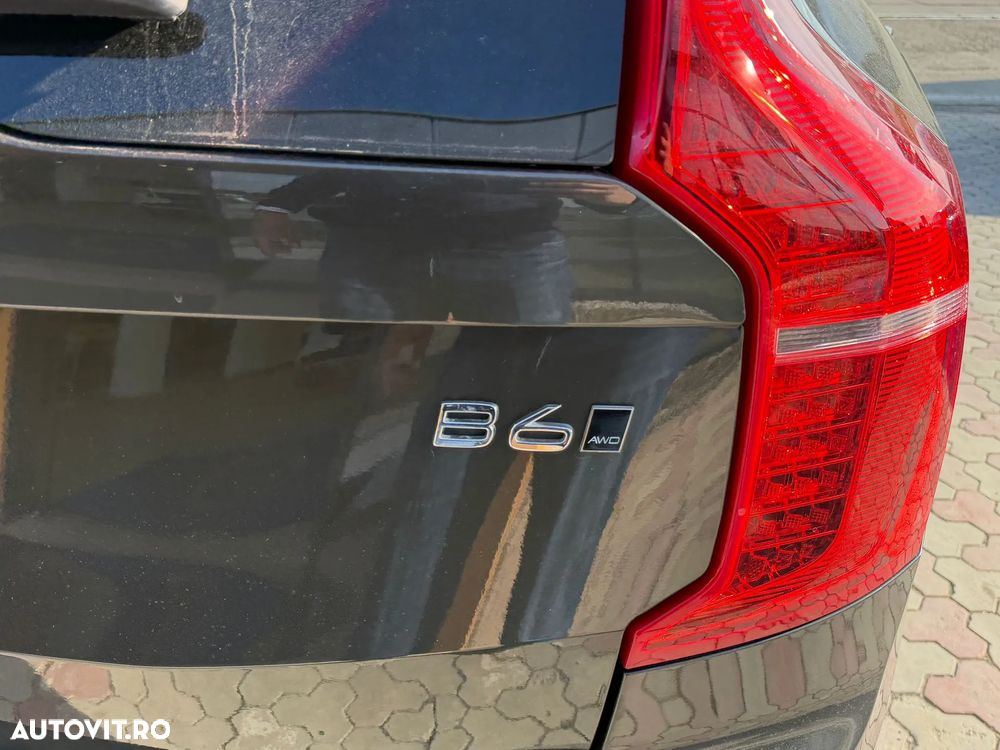 Volvo XC 90 B6 MHEV AWD 7 locuri R-Design - 21