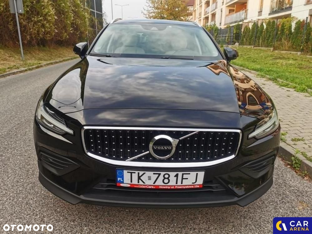 Volvo V60 Cross Country - 9