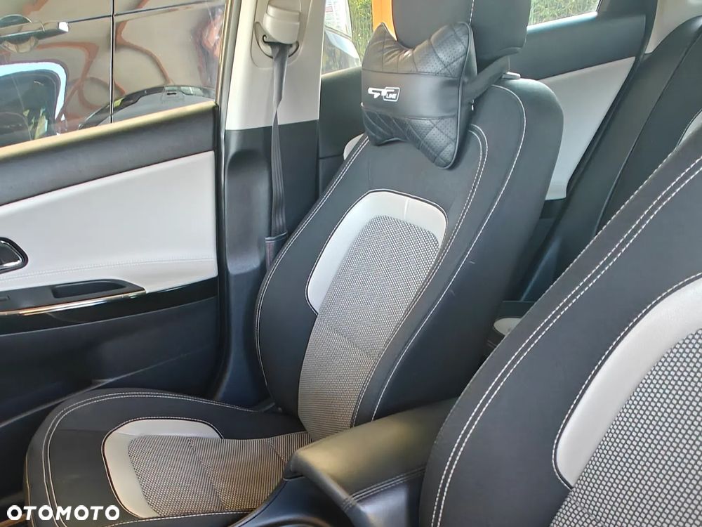 Kia Ceed 1.6 CRDi L Business Line - 13