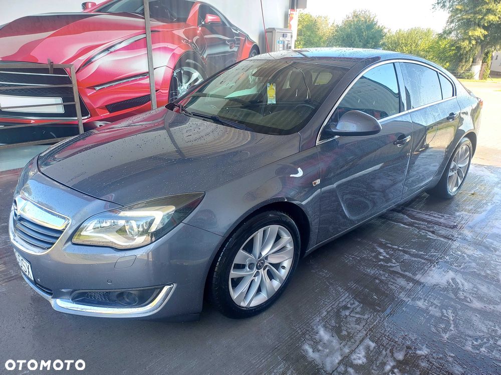Opel Insignia - 1