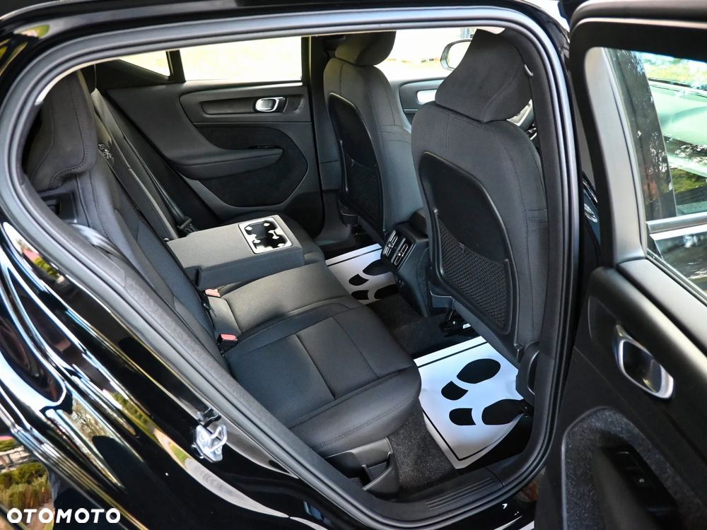 Volvo XC 40 T3 Momentum - 18
