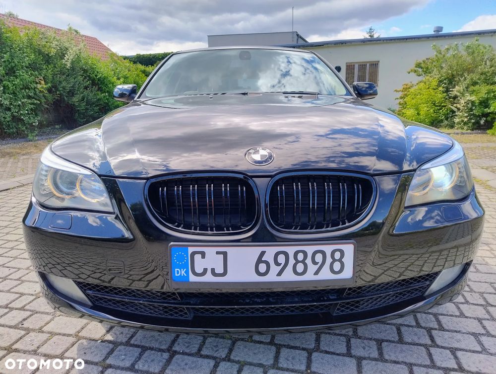 BMW Seria 5 523i Edition Exclusive - 8