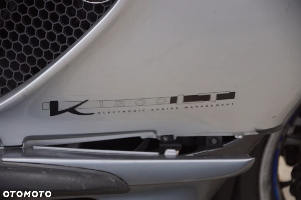 Motocykl na części - BMW K1200LT 1171 cm3 11001465298 K589 764 2002R Silnik Skrzynia Osłona Owiewka Laga Koło Licznik Manetka Set Bagażnik Lampa Wydech Siedzenie - 15