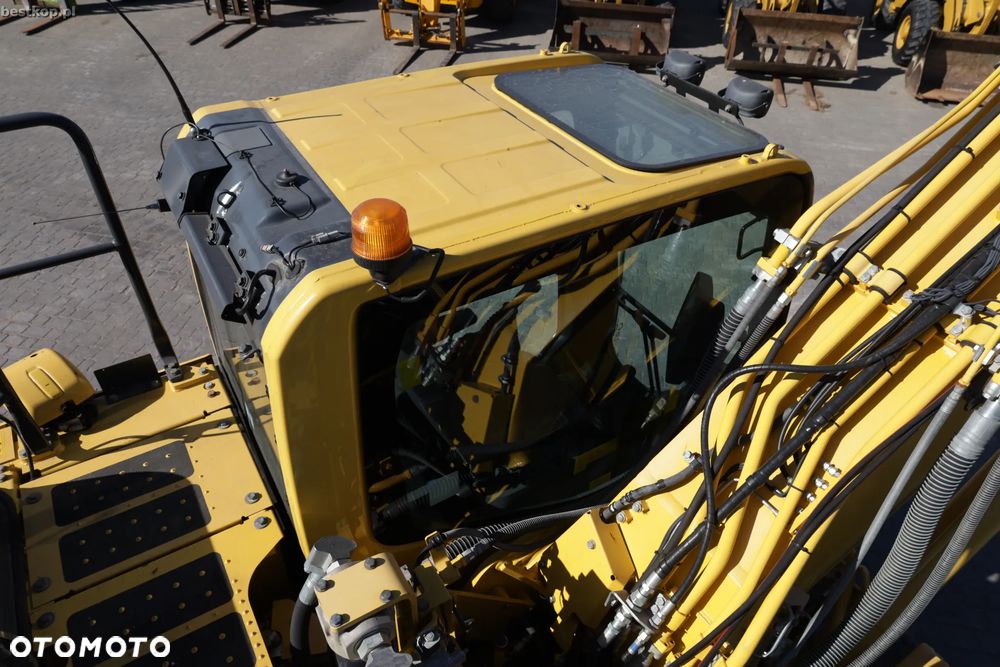 Komatsu PC210LC-11 - 27