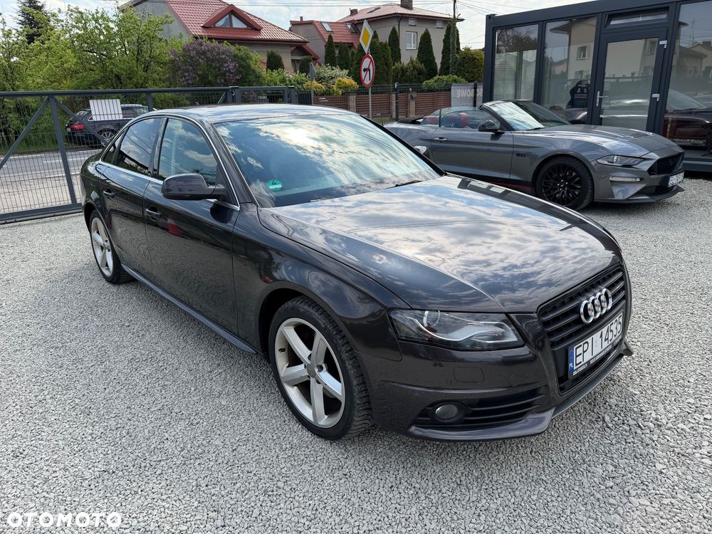 Audi A4 Limousine - 3