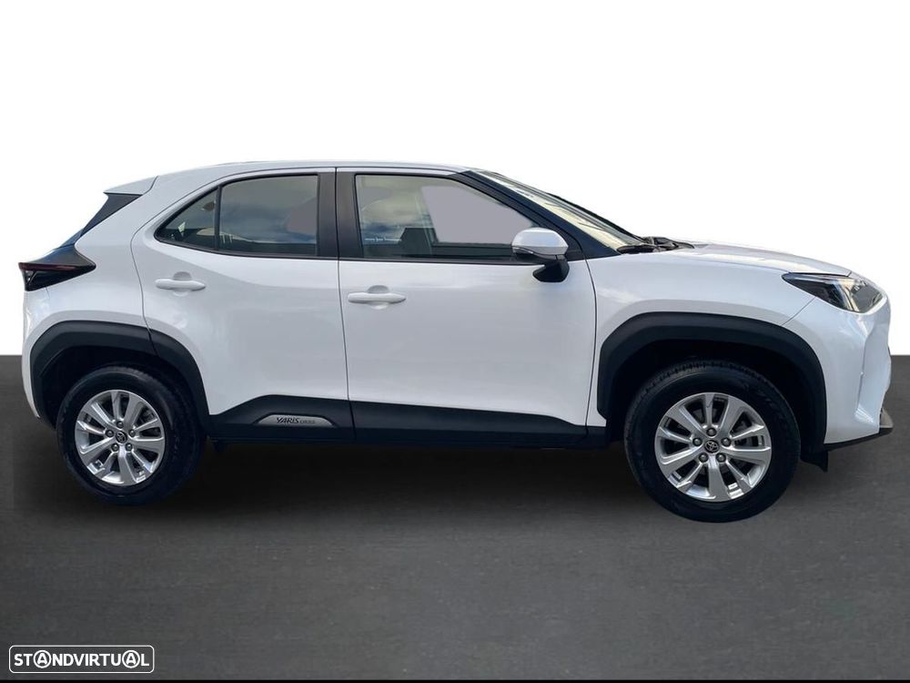 Toyota Yaris Cross 1.5 HDF Comfort Plus - 23