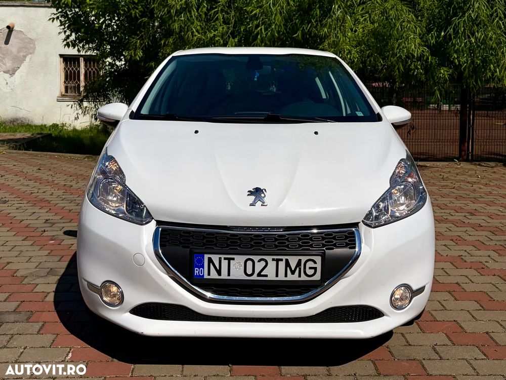 Peugeot 208 HDi 68 Like - 4