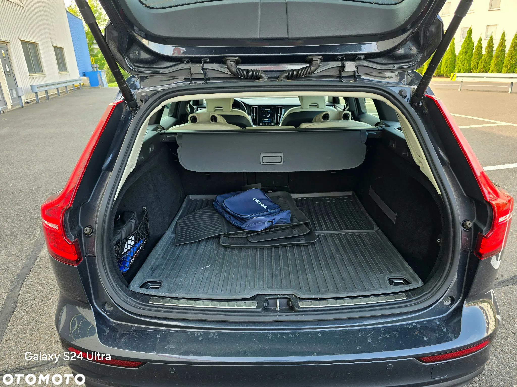 Volvo V60 T4 Momentum Pro - 9