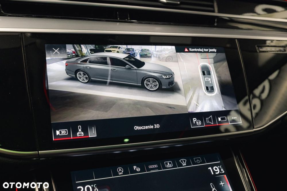 Audi S8 - 18
