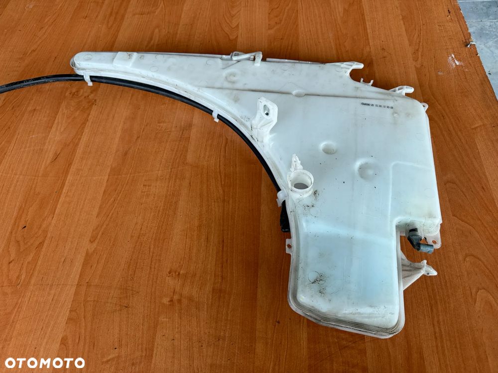 Zbiornik płynu spryskiwaczy bmw E90 E91 7068996 - 2