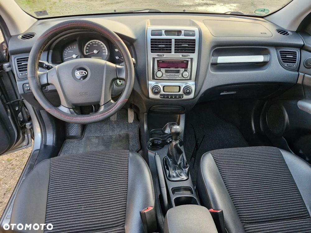Kia Sportage - 16