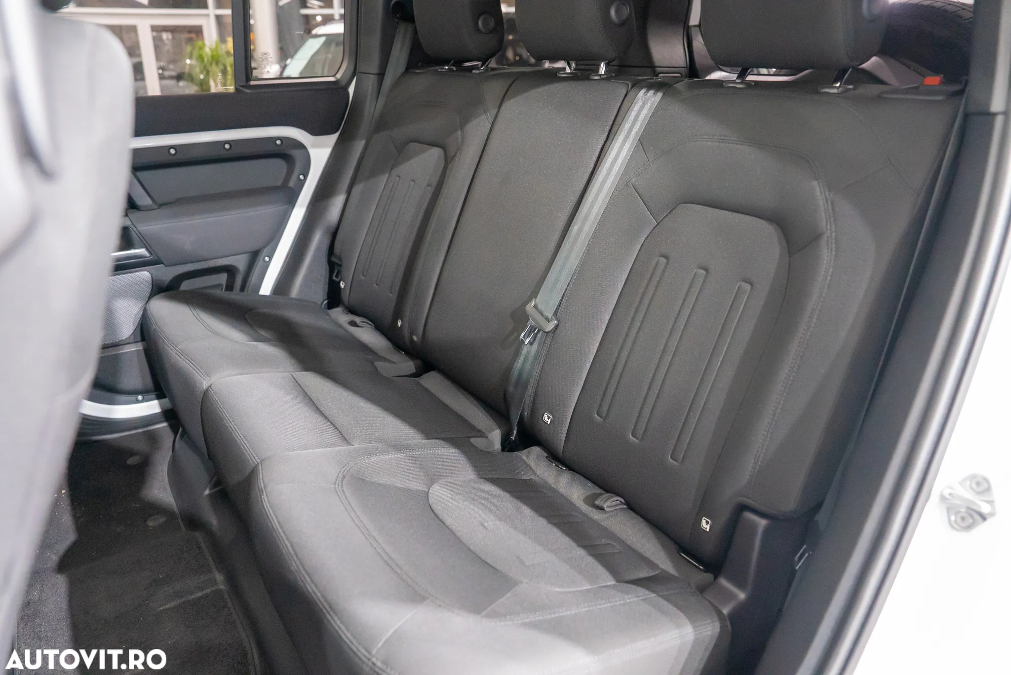Land Rover Defender 110 3.0D 300 MHEV Hard Top SE - 22