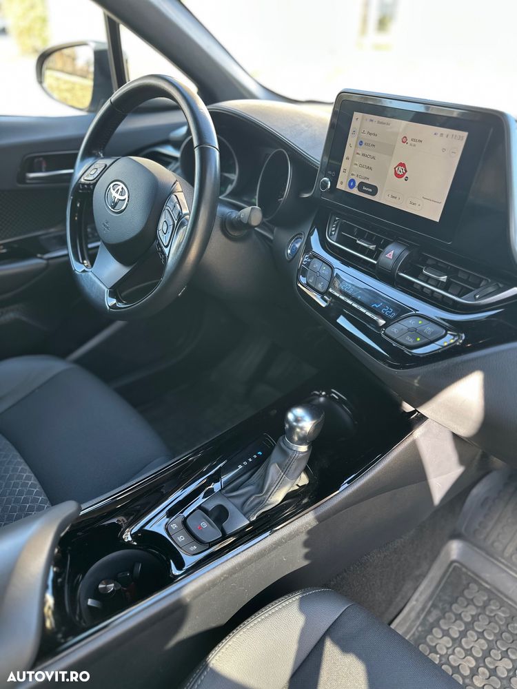 Toyota C-HR - 10