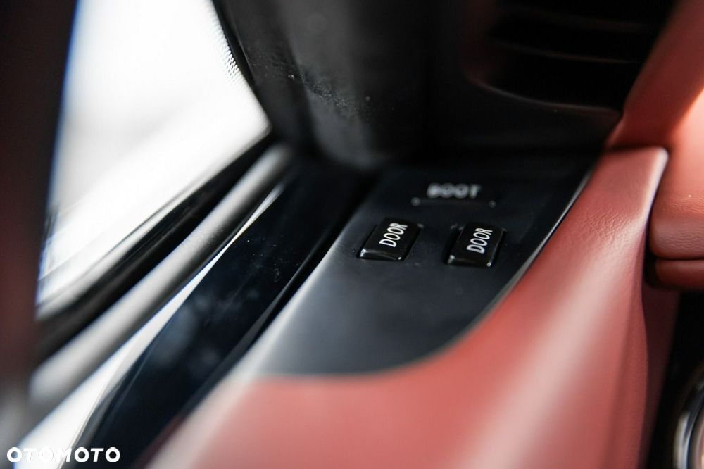 Rolls-Royce Wraith Standard - 38