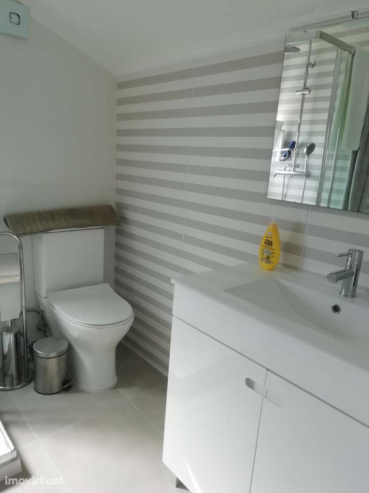 Quarto - localizado em Carcavelos Lisbon - Grande imagem: 4/28