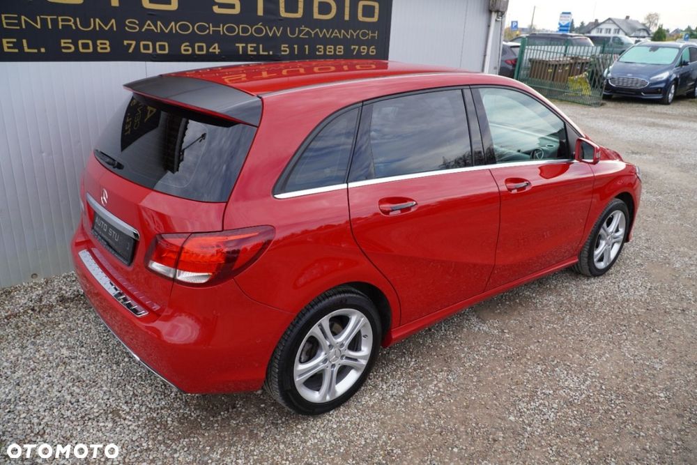 Mercedes-Benz B-Class 2015 photo 3