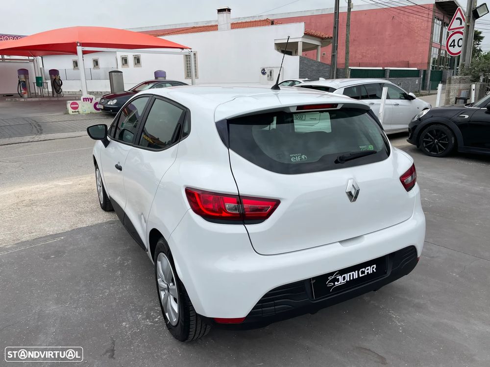 Renault Clio 1.5 dCi Dynamique S - 4