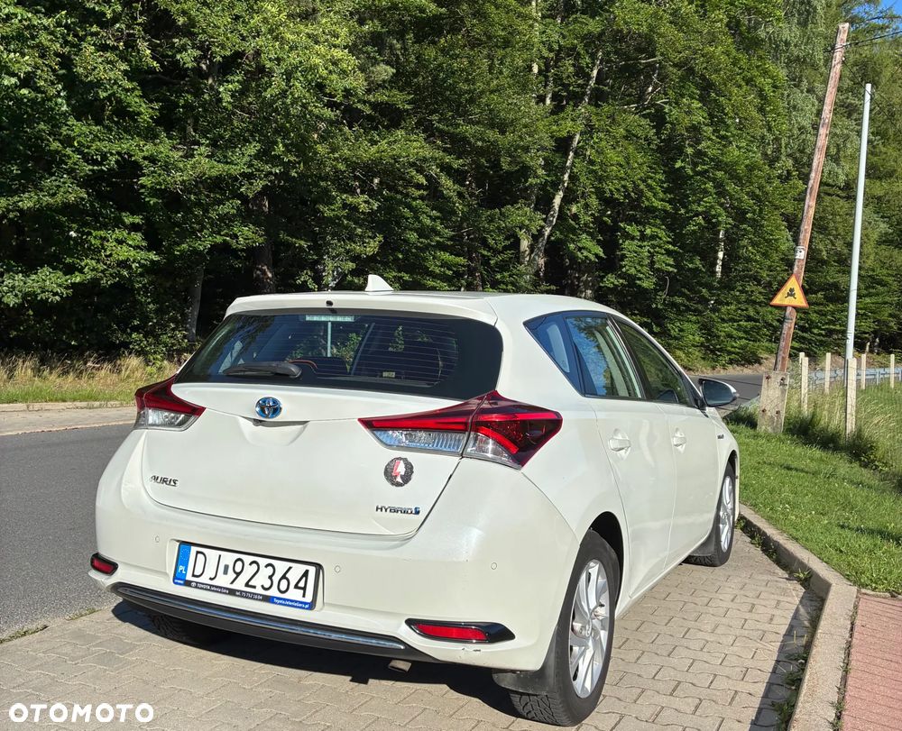 Toyota Auris Hybrid 135 Comfort - 8