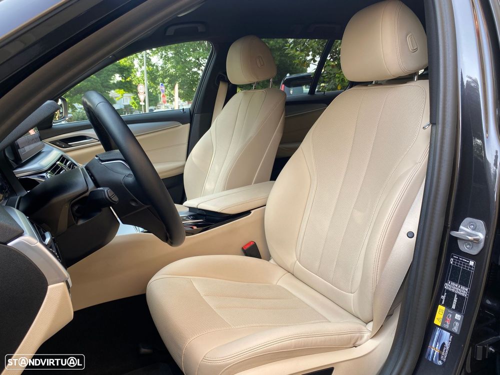 BMW 530 e - 15