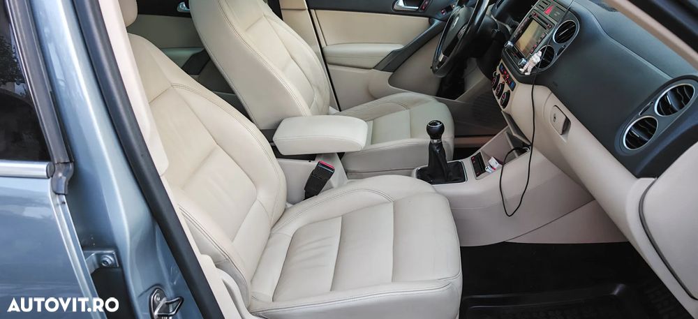 Volkswagen Tiguan - 8