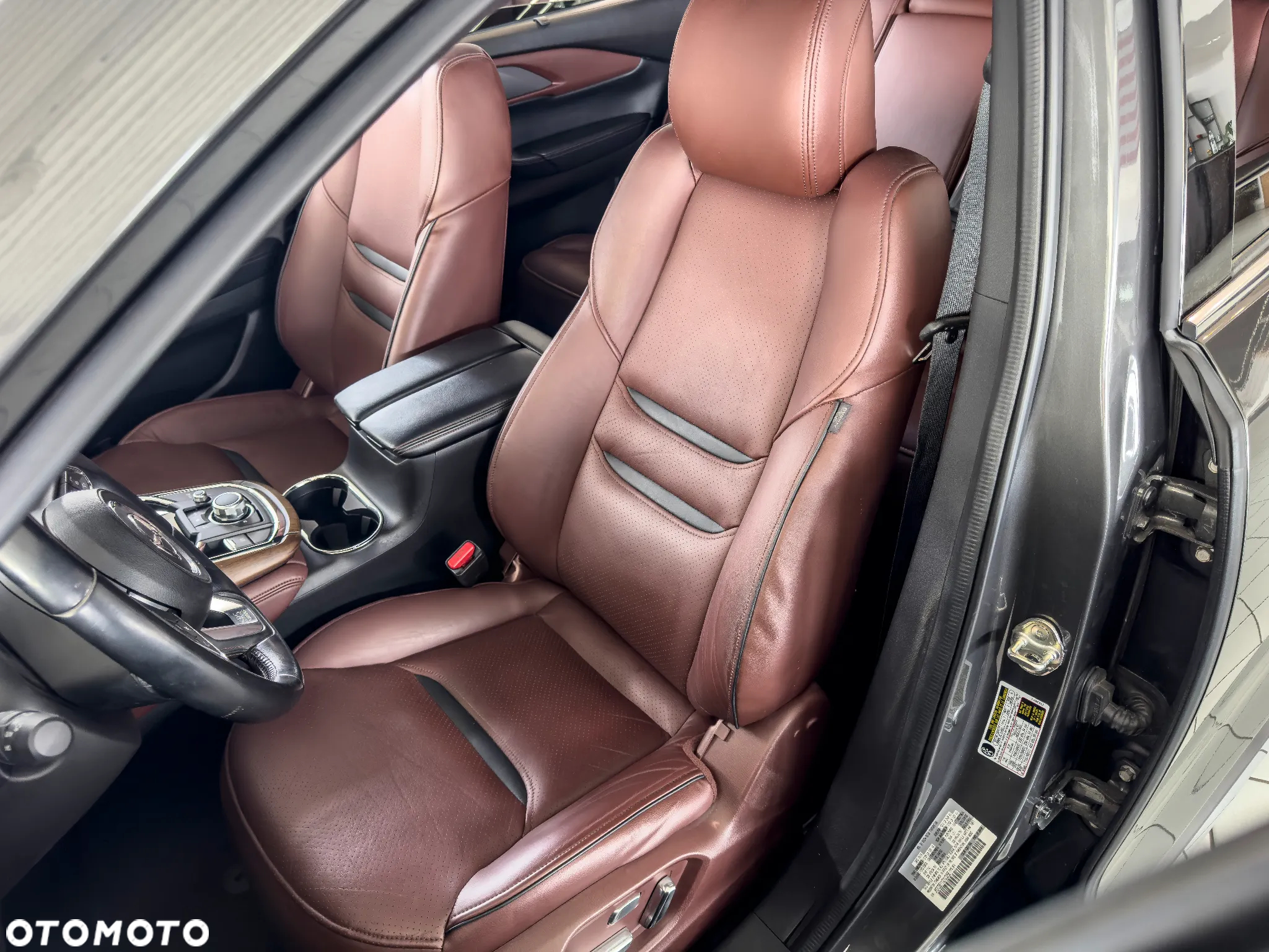 Mazda CX-9 - 11