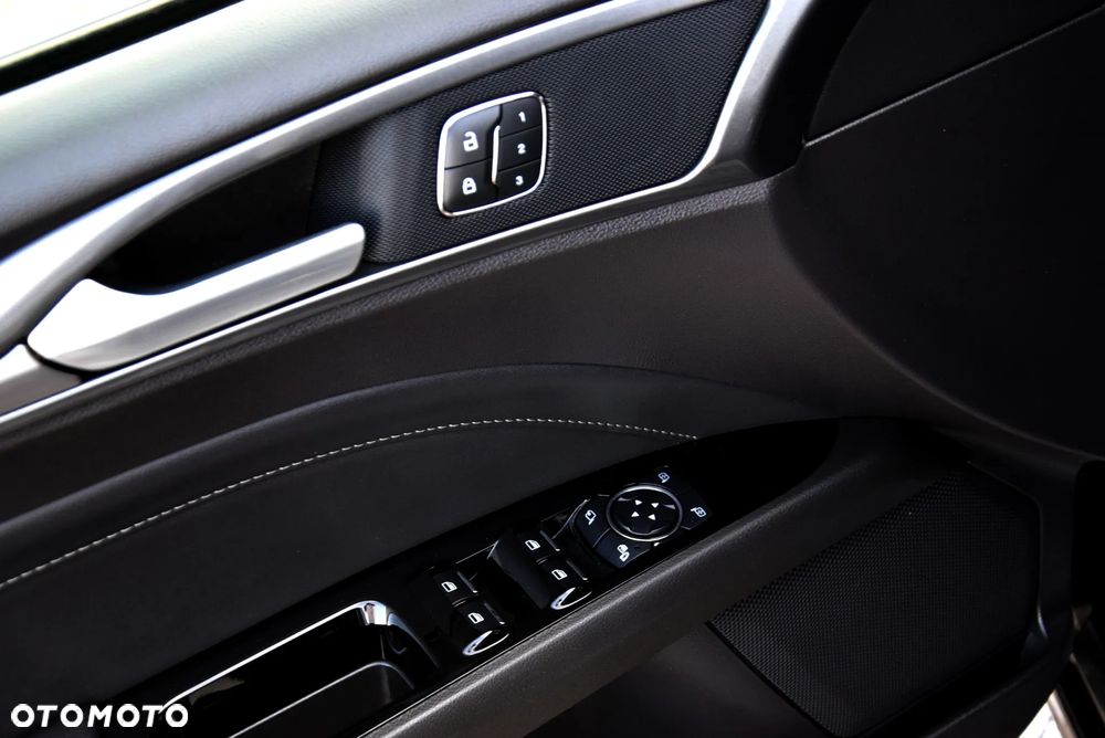 Ford Mondeo - 20
