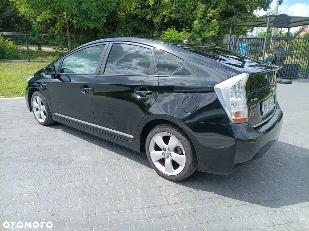 Toyota Prius 1.8 HSD Prestige - 12
