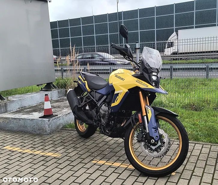 Suzuki V-STROM - 2