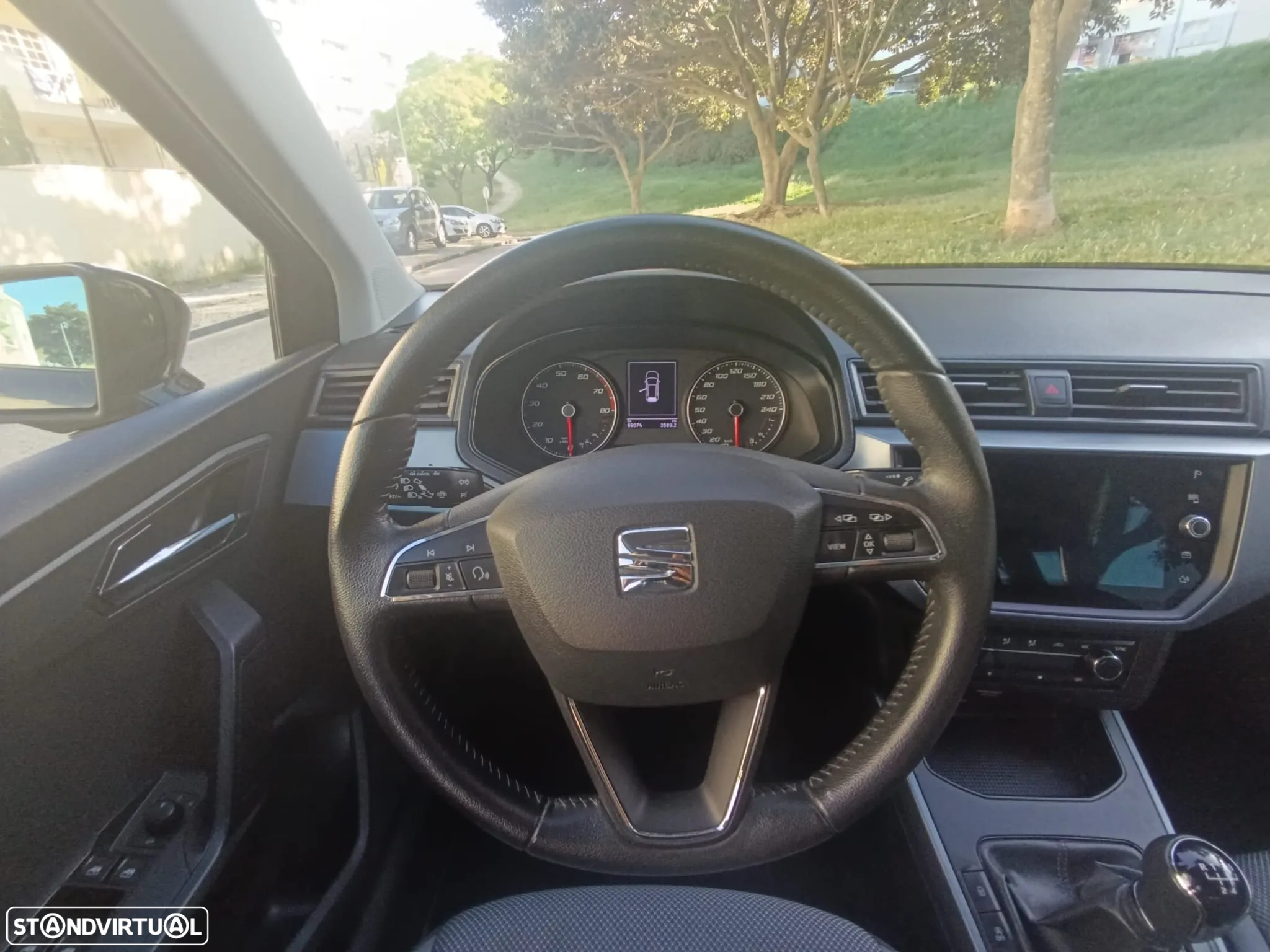 SEAT Arona 1.0 TSI Xcellence - 12