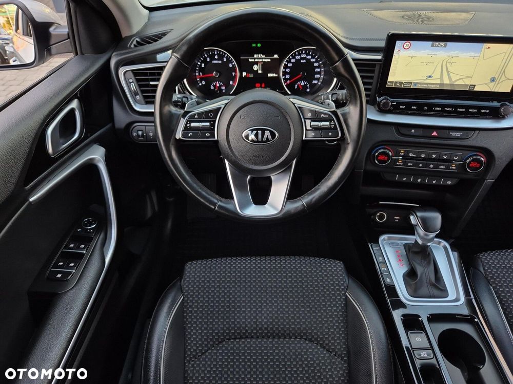 Kia XCeed 1.6 T-GDI L Business Line DCT - 19