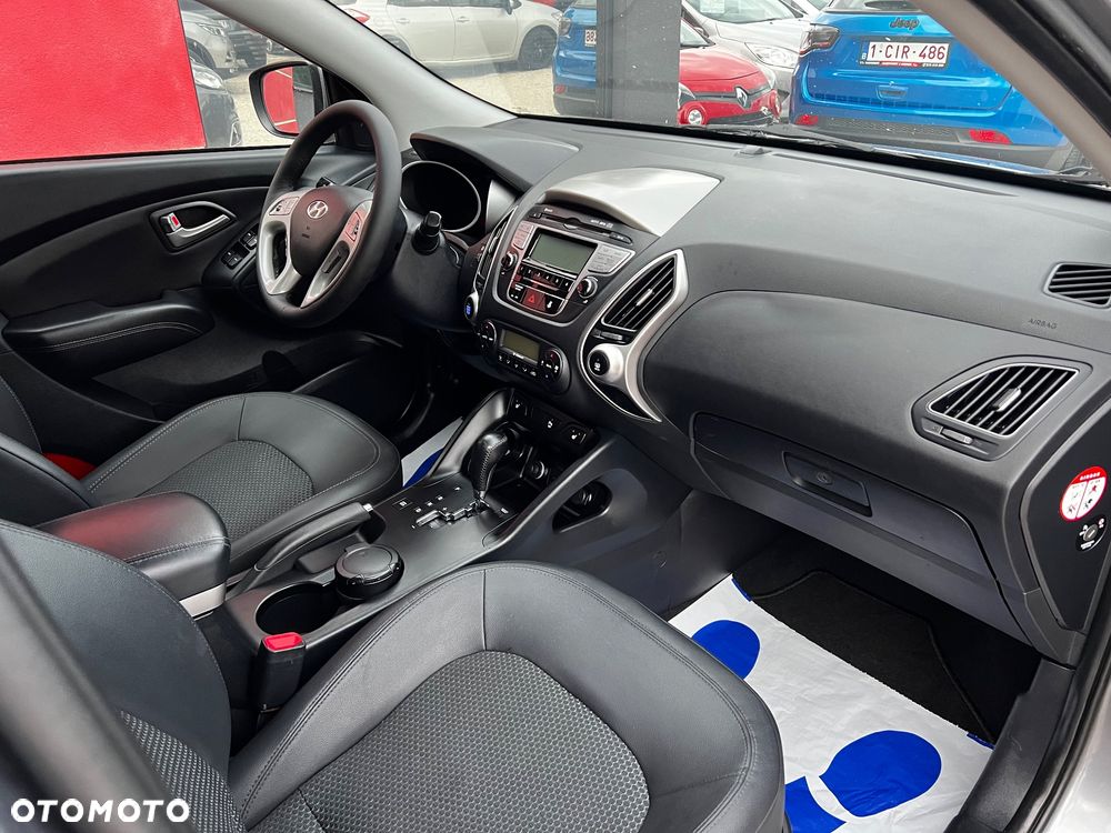 Hyundai ix35 2.0 CRDi 4WD Automatik Premium - 12