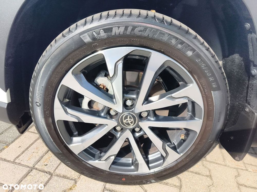 Toyota Corolla Cross 2.0 Hybrid Executive - 17