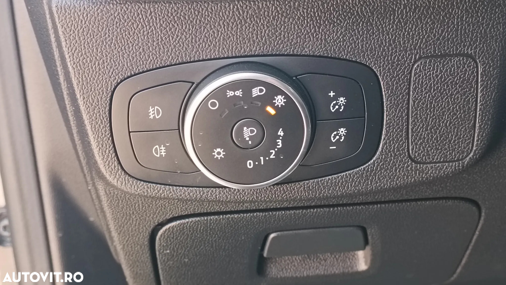 Ford Focus 1.0 EcoBoost Trend - 10