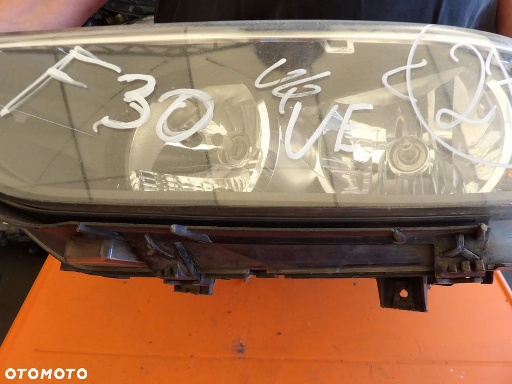 BMW - F30 - H7 - LEWA LAMPA PRZEDNIA - UK - 7259539 - 3