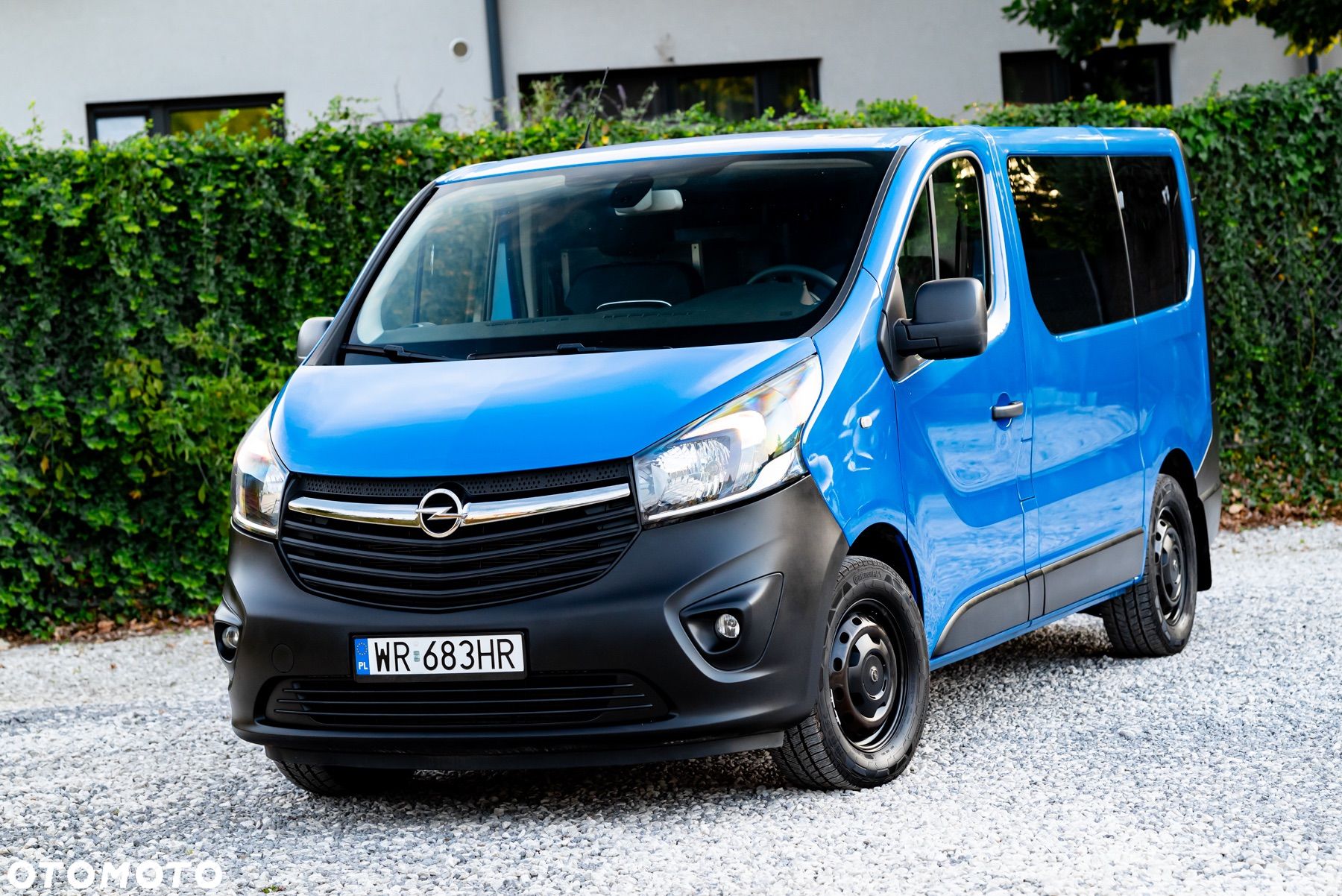 Opel Vivaro - 1