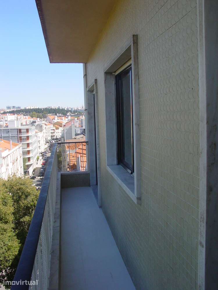 Apartamento T2 com vista Tejo/Ponte e Jardim em Sto. Amaro Alcantara - Grande imagem: 2/20