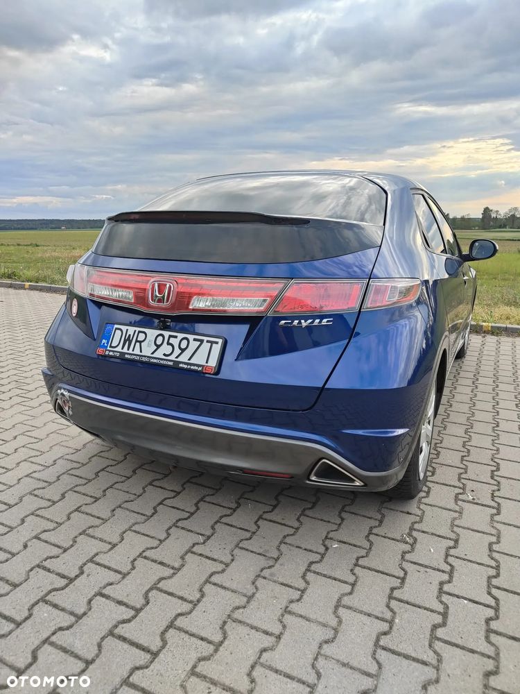 Honda Civic 1.4 i-VTEC - 7