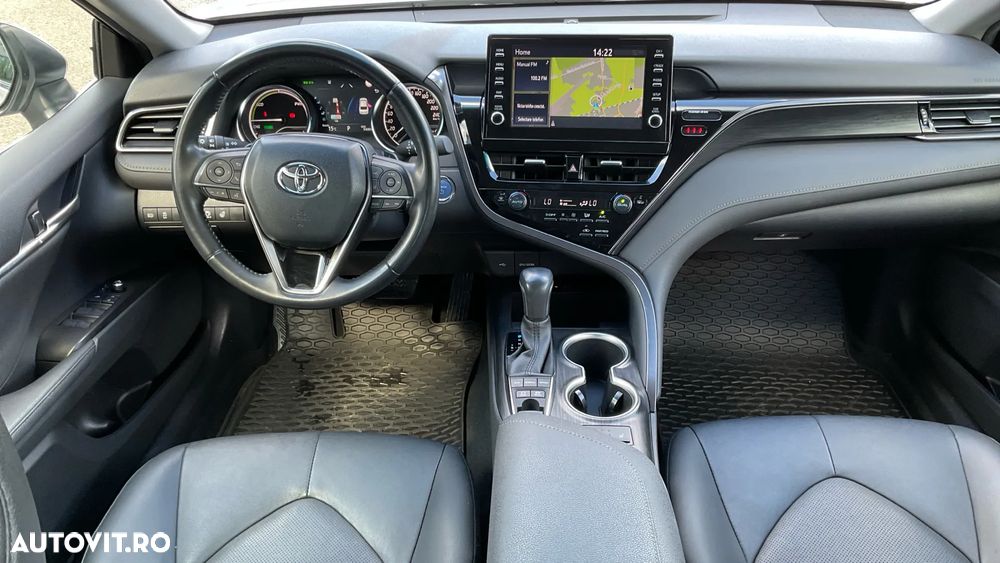 Toyota Camry 2.5 Dynamic - 23