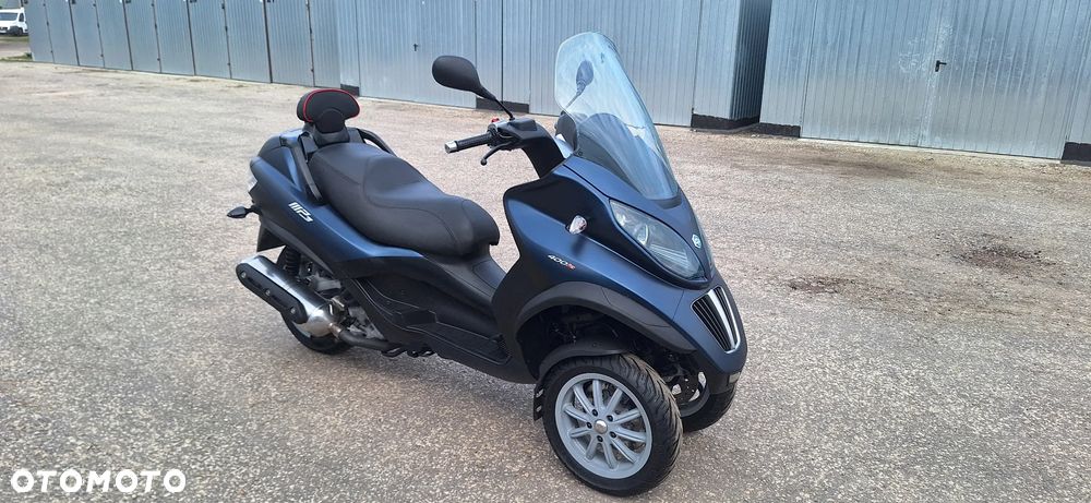 Piaggio MP-3 - 15