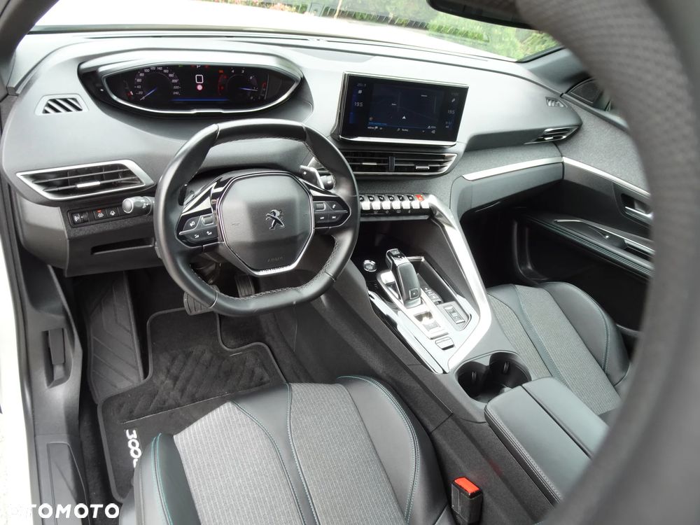 Peugeot 3008 1.5 BlueHDi Allure Pack S&S EAT8 - 22