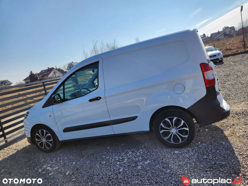 Ford Transit courier - 19