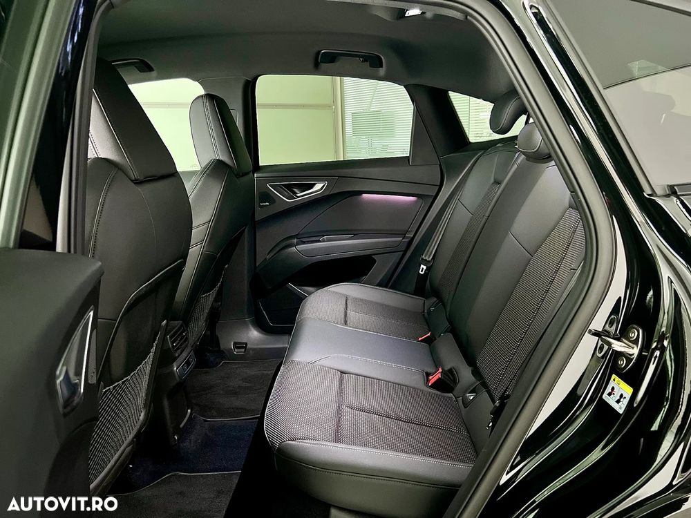 Audi Q4 50 quattro - 8