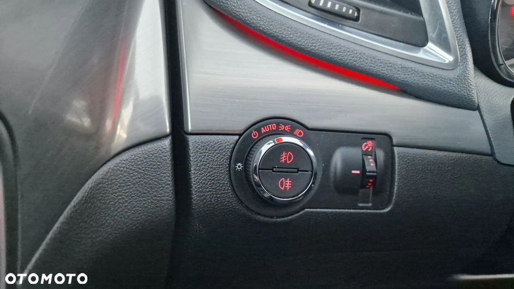 Opel Mokka 1.4 T Cosmo S&S - 29