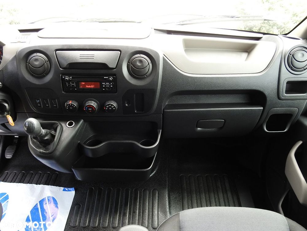 Renault MASTER PLANDEKA 8 PALET TEMPOMAT KLIMATYZACJA  170KM - 32