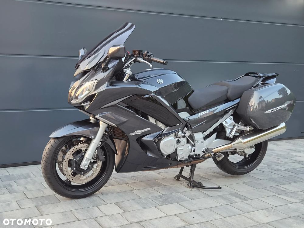 Yamaha FJR - 22